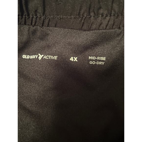 NWT Old Navy Plus Size Women's Shorts Black Elastic Waist Mid Rise Go-Dry Sz 4X - Picture 5 of 7